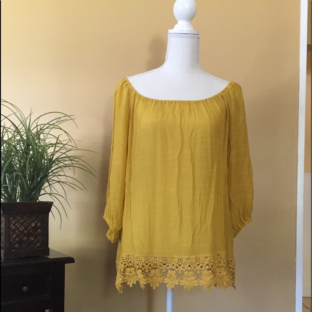 Shear slightly off the shoulder top.